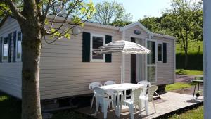 Campings Camping le Mont Joli Bois : photos des chambres