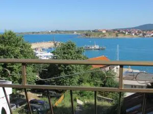 Sunhouse Rooms - Tsarevo