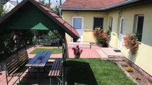 Apartman Kaszás Garden - Halászi
