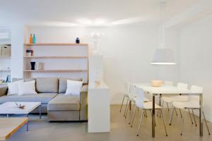 Superior Two-Bedroom Apartment with Terrace room in Smart Suites Albaicin