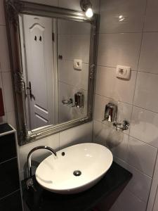 Pula Antic Rooms in Center