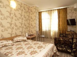 Quadruple Room with Balcony room in Orexovaya rosha