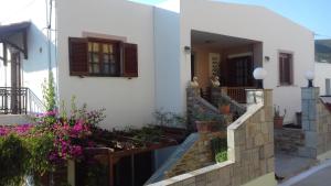 Elina Apartments Andros Greece