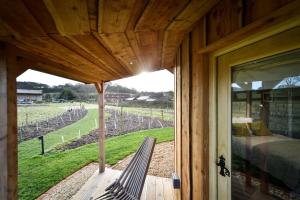 Nether Farm Roundhouses - Henmore Water & Sturston Winds with hot tubs - Bradley Wood no hot tub