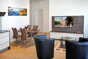 Villa Poseidon mit Balkon, strandnah und zentral