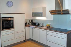 Villa Poseidon mit Balkon, strandnah und zentral