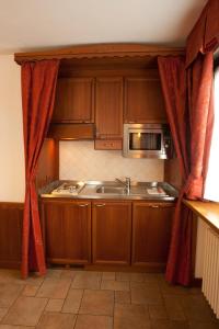 One-Bedroom Apartment with Balcony (4 Adults) room in Residence Le Grand Chalet