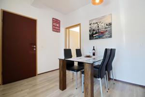 Vukosav Family Apartments and Rooms