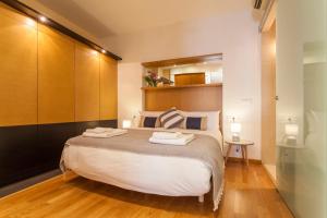 Artists Charming Design - Space Maison Apartments