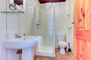 Twin / Triple Room room in Fairhaven Hotel