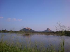 Sigiriya Vee Guest