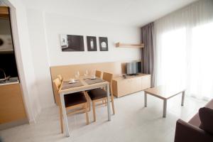 Aparthotel Acuazul