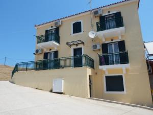 Andreas Studios Limnos Greece
