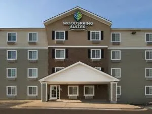 WoodSpring Suites Kansas City Mission - 雷内克萨