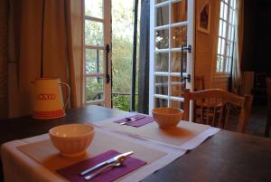 Hotels Hotel et RESTAURANT traditionnel L' Escalandes : photos des chambres
