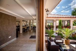 Corvin Pension and Restaurant