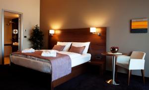 One-Bedroom Suite (2 Adults) with Aquapark Included room in Bohinj Eco Hotel