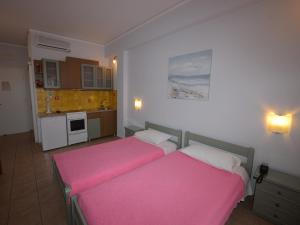 Konstantza Studios and Apartments Syros Greece