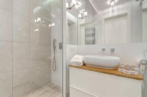 Dom & House - Apartamenty Nadmorski Dwór