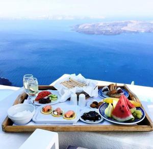 Dreams Luxury Suites Santorini Greece