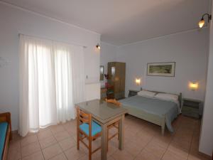 Konstantza Studios and Apartments Syros Greece