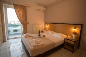 Theofilos City Hotel
