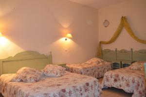 Hotels Le Clos De Pradines : Chambre Familiale (2 Adultes et 2 Enfants)