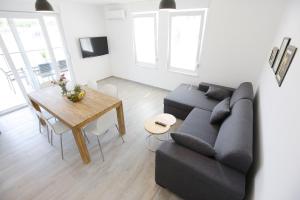 Apartments Villa Navi
