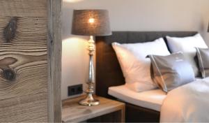 Three-Bedroom Apartment with Sauna room in Ahorn Chalet Mittelberg