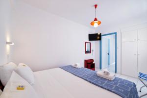 Fivos Apartments Paros Greece