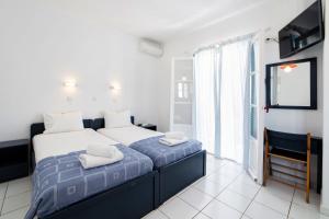 Fivos Apartments Paros Greece