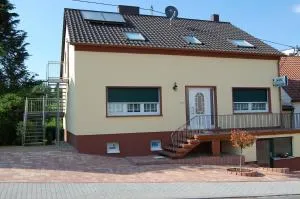 Landhaus Warndtwald Dependance - Differten