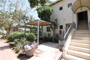 Ashdot Yaacov Ichud Kibbutz Country Lodging