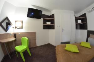 Hotels A&H PRIVILEGE Lyon Est - Saint Priest Eurexpo : photos des chambres