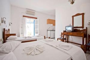 Hotel Landeris Amorgos Greece