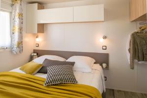 Campings Camping Les Chenes Verts : photos des chambres