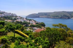 Costabravaforrent Palas Atenea