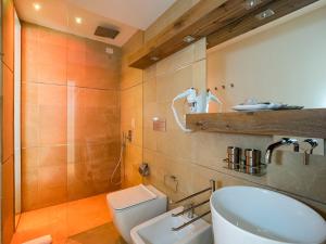 Deluxe Suite with Sea View