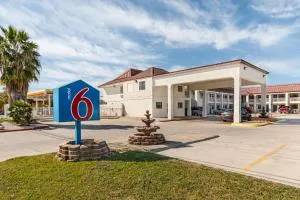 Motel 6-San Marcos, TX - North - Buda