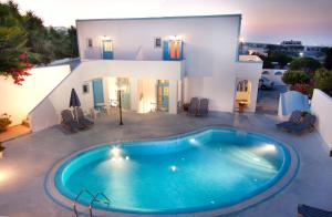 Villa Pelekanos Santorini Greece