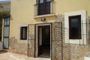 Noto Garden Holiday Home