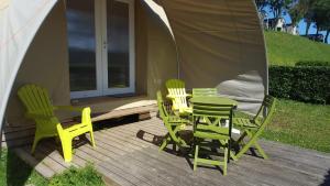 Campings Camping le Mont Joli Bois : photos des chambres