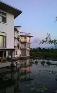 高脚屋 - Hsin-tien-ts'un