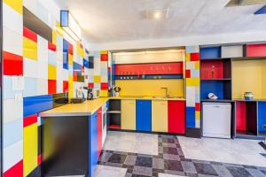House Mondrian 
