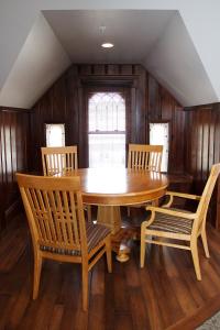 Wishmaker House B&b