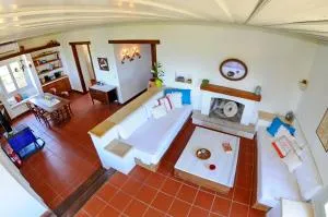 Domus Nostos - Apolpaina