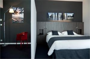 Family Room room in Mercure Saint Malo Balmoral