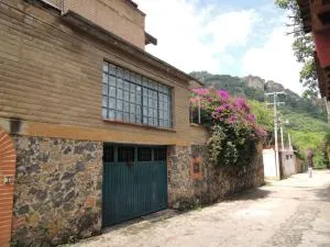 Ollin Calli Hostal-Temazcal - Los Laureles