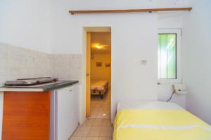 Rooms Lilic with Bath and Kitchen