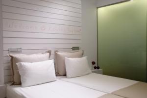 Kouros Seasight Hotel Samos Greece